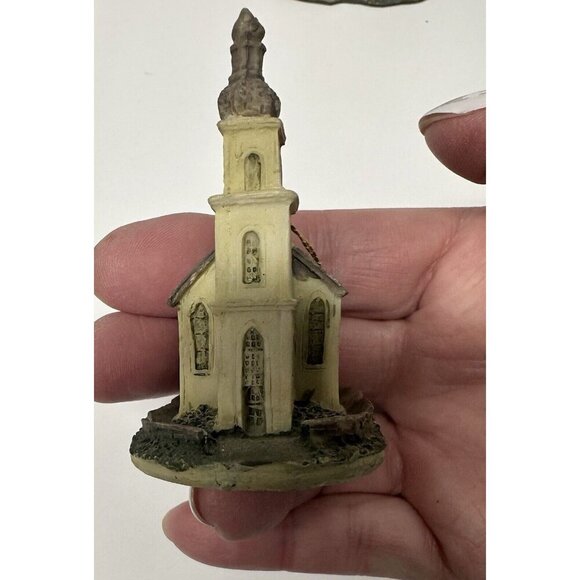 Set of 5 Resin Church Ornaments Religious Vintage - Picture 3 of 13